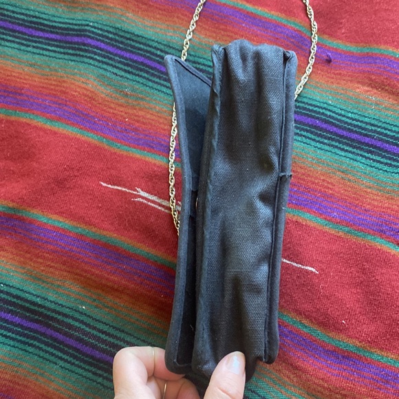 VTG Waldorf Black Fabric Tapestry Shoulder Bag Clutch Purse. Brass Hardware. - Picture 9 of 9